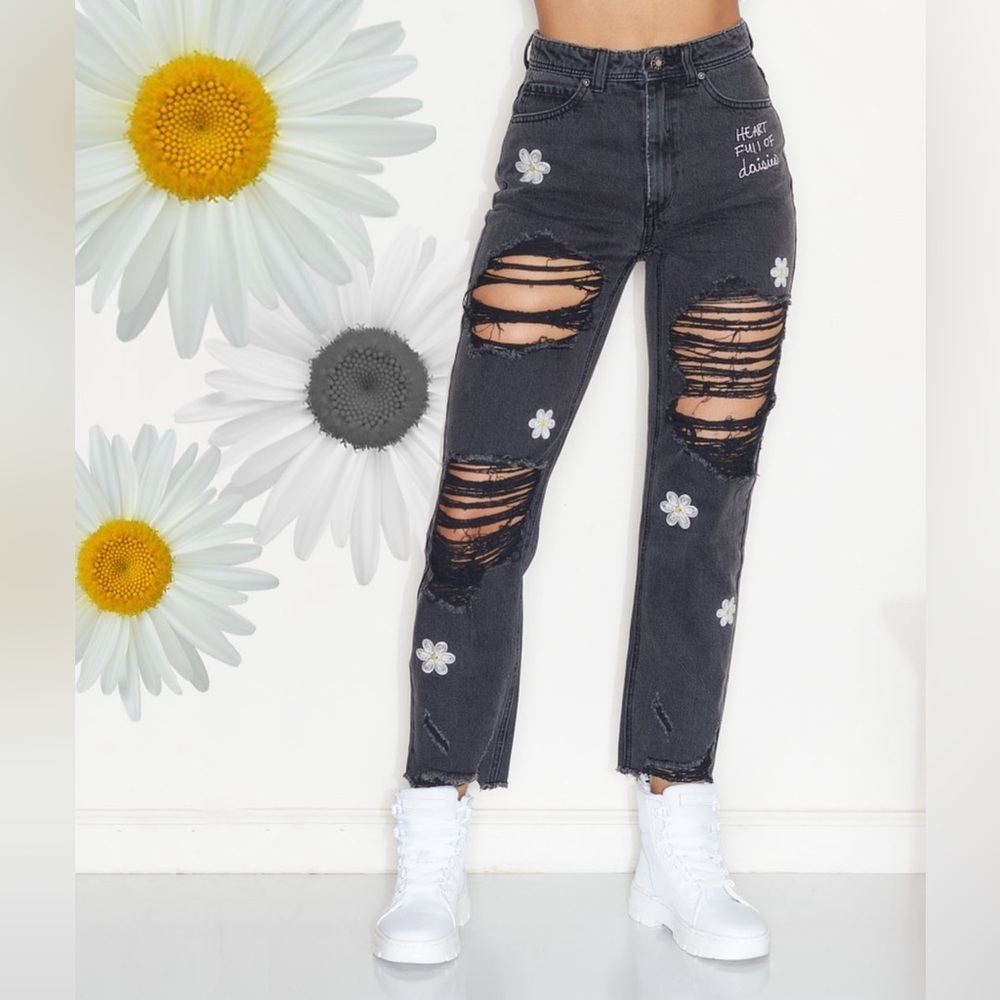 Gemma Rae Pocket Full of Daisies Jeans | Black | Women 2